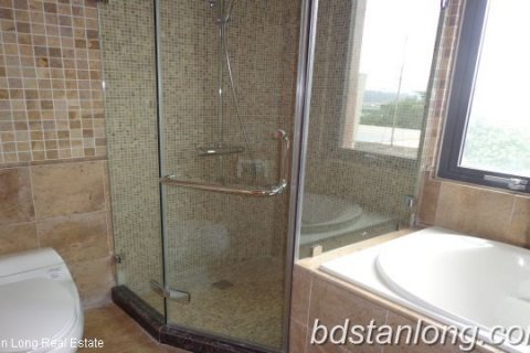 Квартира с 2 спальнями в Хоанкьем, Ханой ,  № 8440