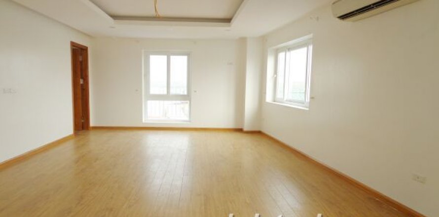 Квартира с 3 спальнями в Хоанкьем, Ханой , № 8439