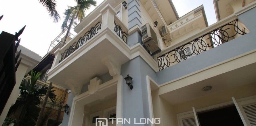 5 bedrooms House in Tay Ho, Ha Noi, No. 2165