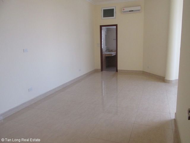 500m2 House in Cau Giay, Ha Noi, Vietnam No. 5480