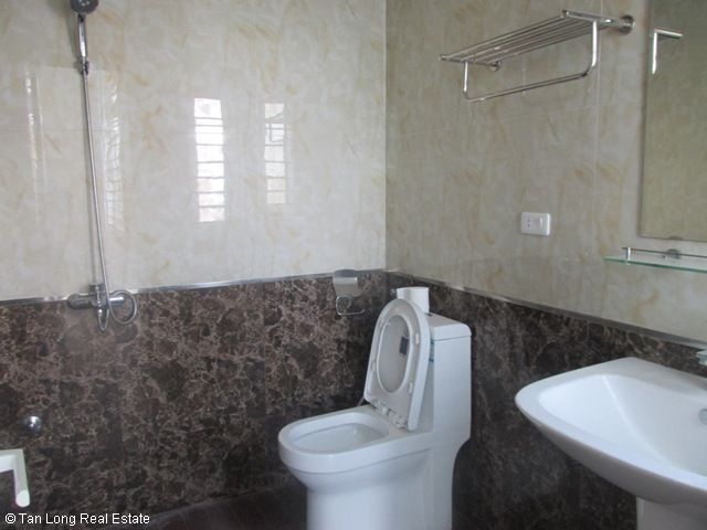600m2 House in Cau Giay, Ha Noi, Vietnam No. 5481