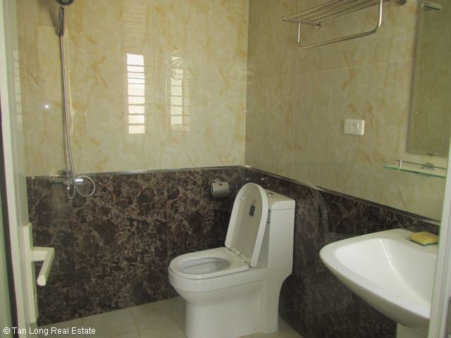 600m2 House in Cau Giay, Ha Noi, Vietnam No. 5481