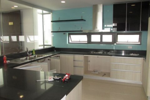 Квартира с 4 спальнями в Намтыльем, Ханой ,  № 7022 3