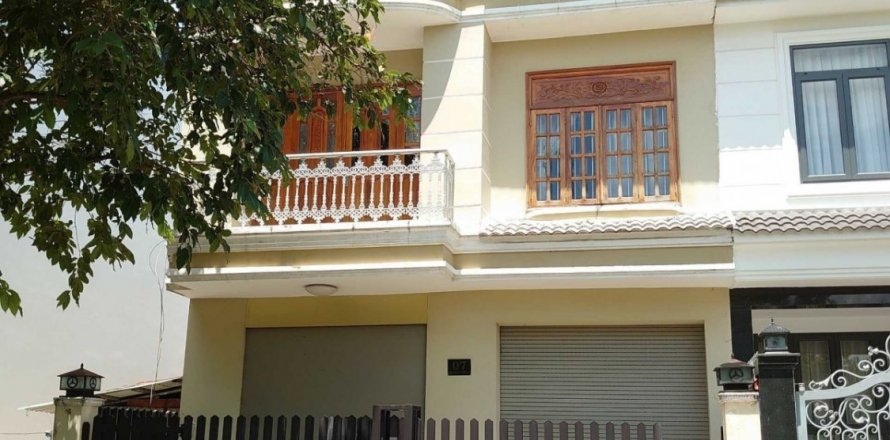 Studio Townhouse in District 7, Ho Chi Minh,  No. 25221