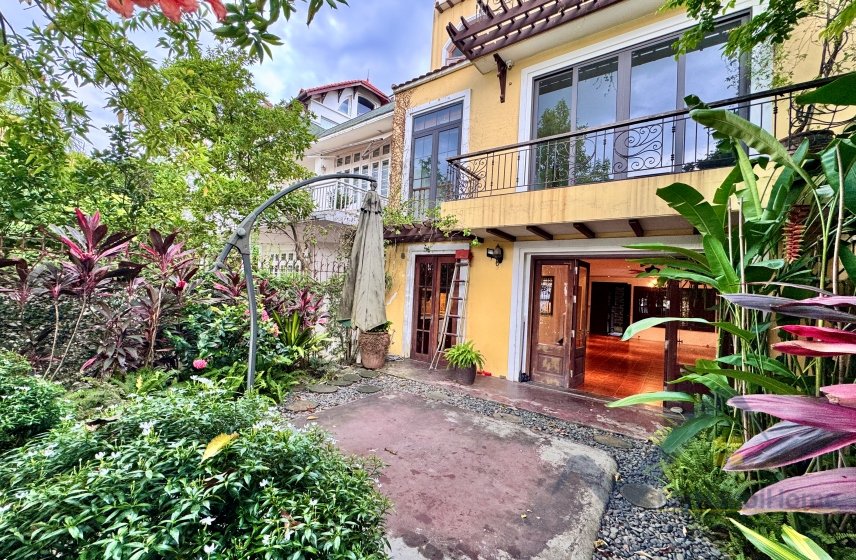4 bedrooms Villa in Tay Ho, Ha Noi, Vietnam No. 30226