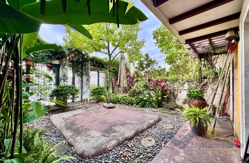 4 bedrooms Villa in Tay Ho, Ha Noi, Vietnam No. 30226