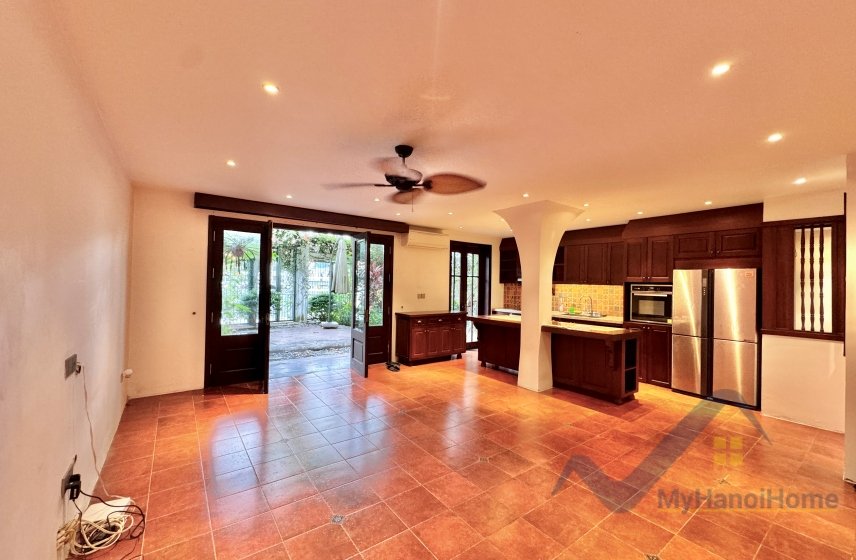 4 bedrooms Villa in Tay Ho, Ha Noi, Vietnam No. 30226