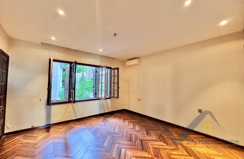 4 bedrooms Villa in Tay Ho, Ha Noi, Vietnam No. 30226