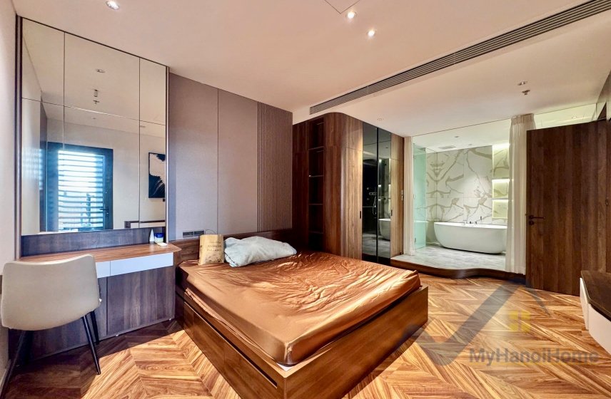 3 bedrooms Apartment in Long Bien, Ha Noi, Vietnam No. 30225