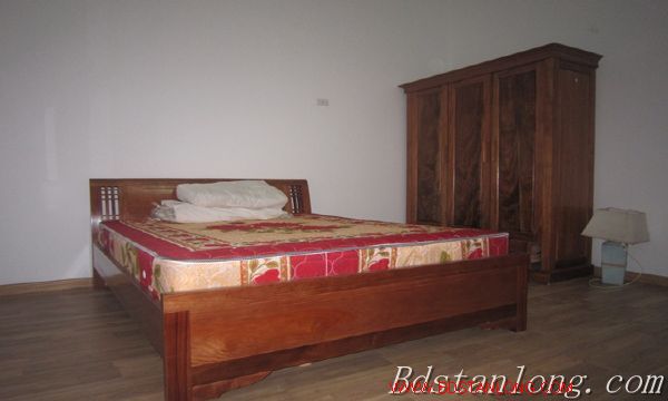 Дом с 4 спальнями в Тэйхо, Ханой, Вьетнам № 8684