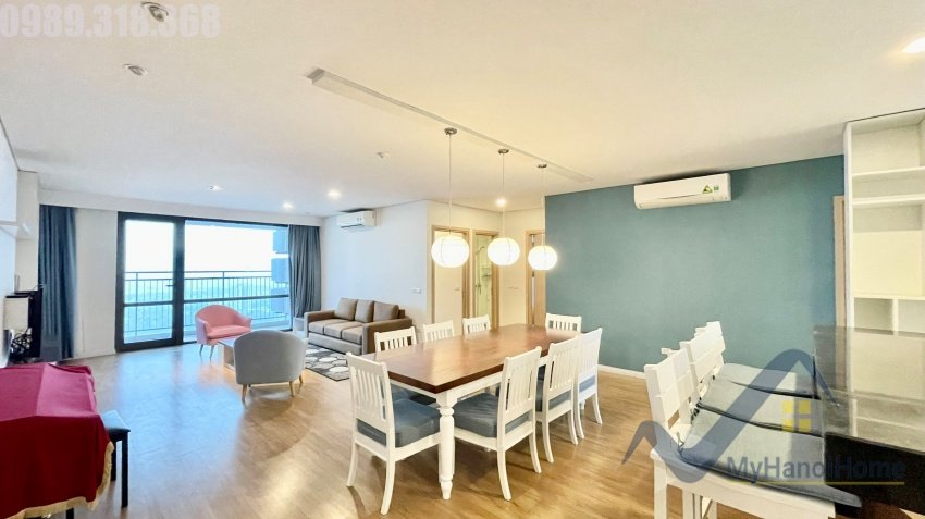 3 bedrooms Apartment in Long Bien, Ha Noi, Vietnam No. 19844