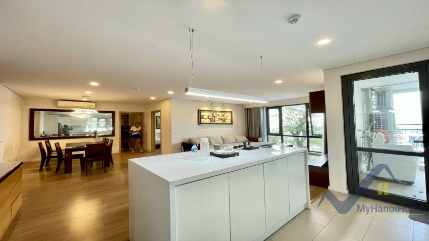 3 bedrooms Apartment in Long Bien, Ha Noi, Vietnam No. 19839