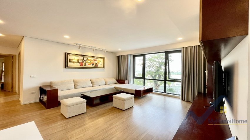 3 bedrooms Apartment in Long Bien, Ha Noi, Vietnam No. 19839