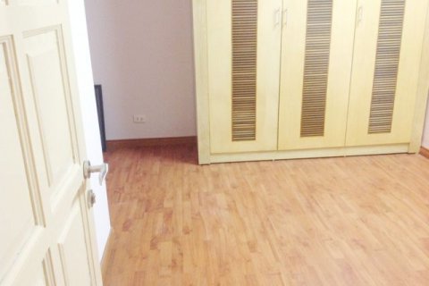 3 bedrooms Apartment in Tay Ho, Ha Noi, No. 6952 7