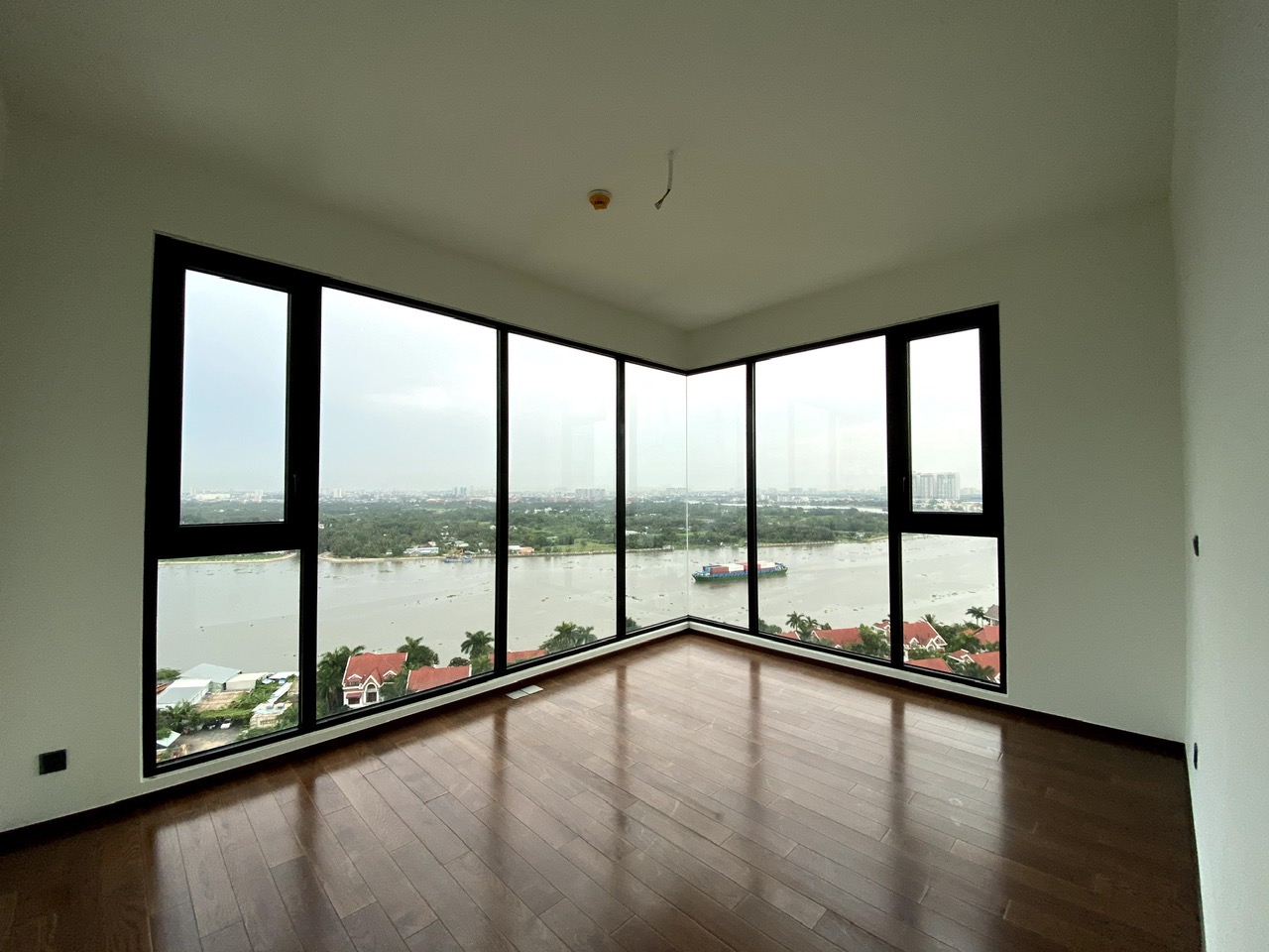 4 bedrooms Condo in Thu Duc, Ho Chi Minh, Vietnam No. 17881