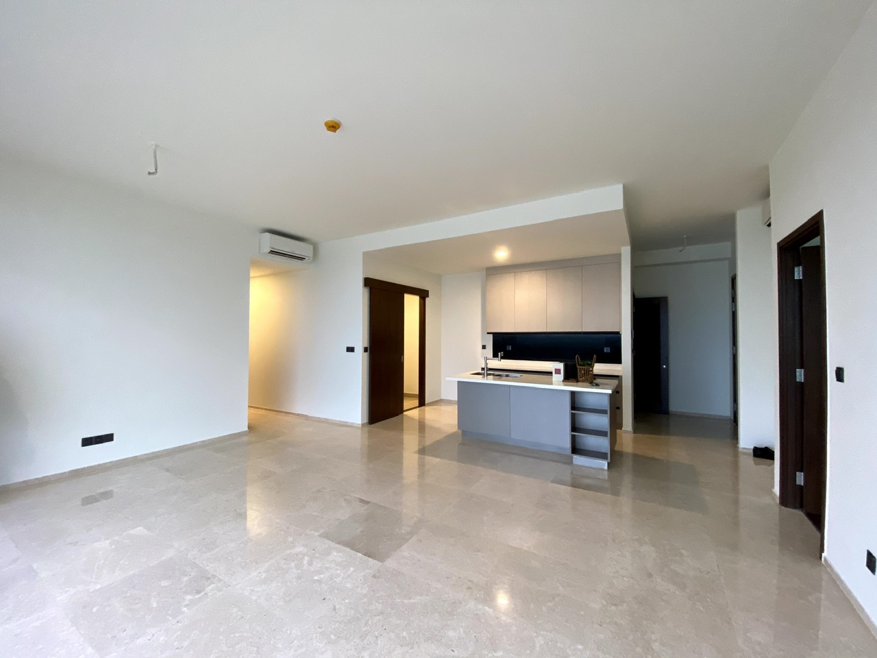 4 bedrooms Condo in Thu Duc, Ho Chi Minh, Vietnam No. 17881