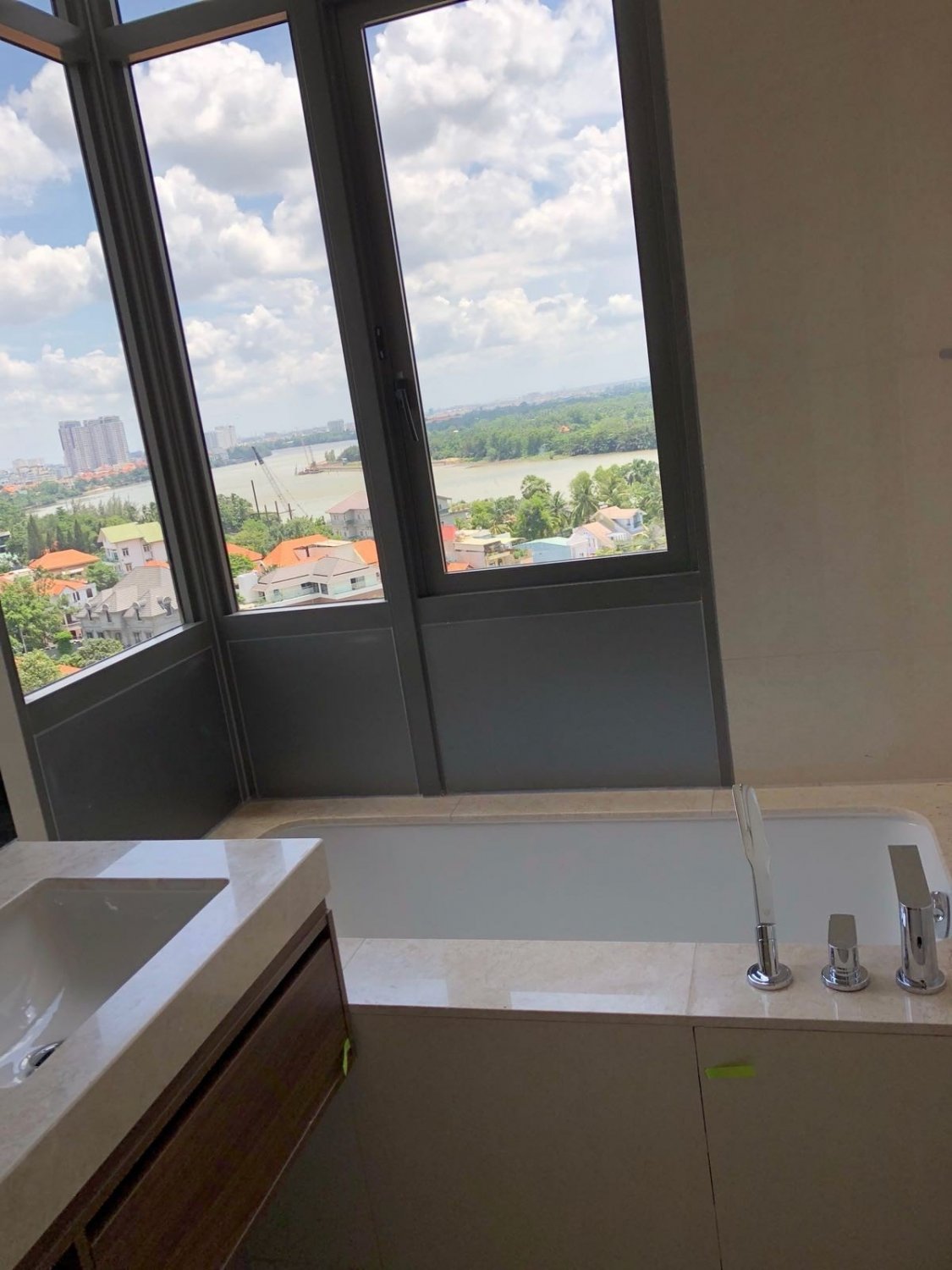 3 bedrooms Condo in Thu Duc, Ho Chi Minh, Vietnam No. 17882