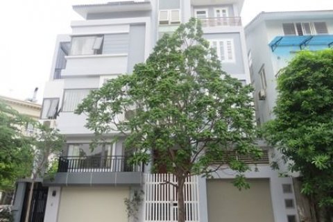 3 bedrooms House in Cau Giay, Ha Noi, No. 5477