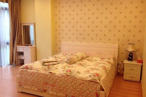 2 bedrooms Apartment in Long Bien, Ha Noi, No. 6940 6