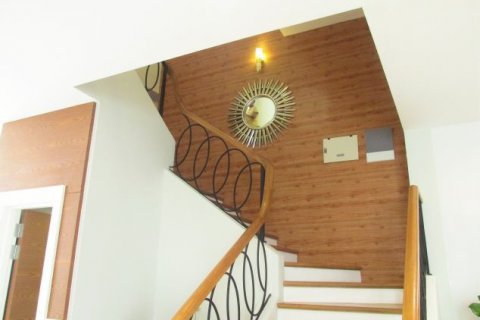 3 bedrooms Villa in Long Bien, Ha Noi, No. 5394 10