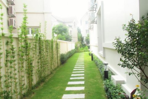 3 bedrooms Villa in Long Bien, Ha Noi, No. 5394 2