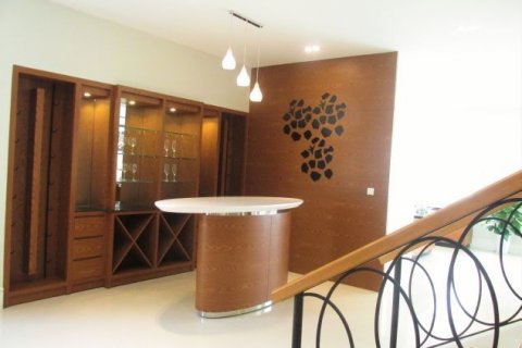 3 bedrooms Villa in Long Bien, Ha Noi, No. 5394 8