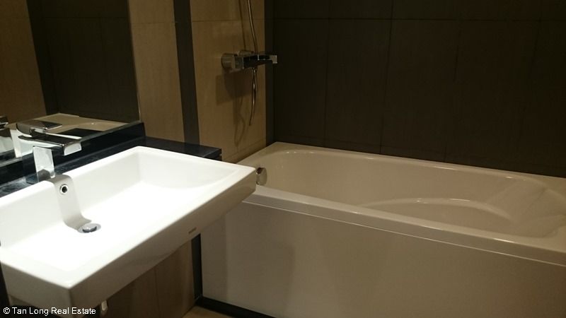 Квартира с 2 спальнями в Бадинь, Ханой, Вьетнам № 3679