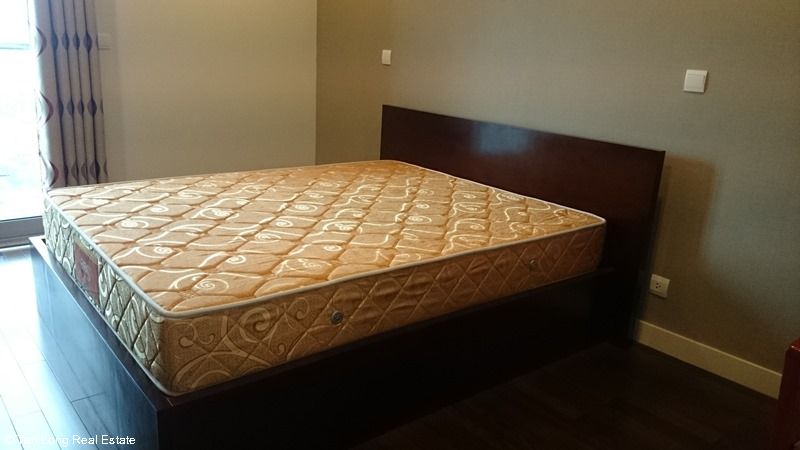 Квартира с 2 спальнями в Бадинь, Ханой, Вьетнам № 3679