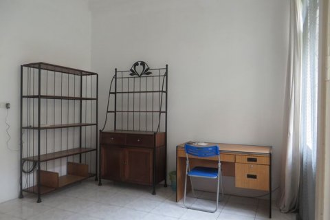 Дом с 4 спальнями в Бадинь, Ханой , № 5877 15