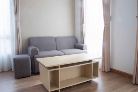 2 bedrooms Apartment in Hai Ba Trung, Ha Noi, No. 4209 3
