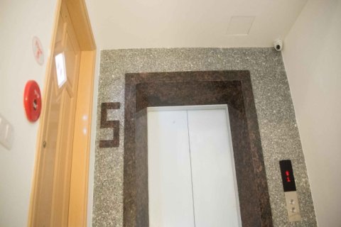 Квартира с 2 спальнями в Хайбачынг, Ханой , № 4209