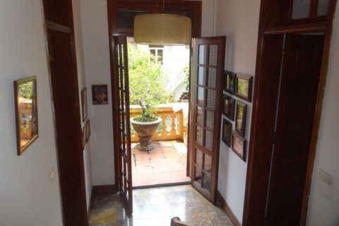 4 bedrooms House in Tay Ho, Ha Noi, No. 5036 24