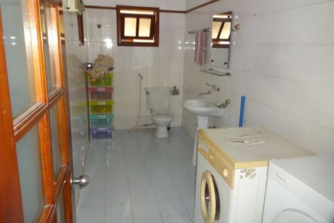 4 bedrooms House in Tay Ho, Ha Noi, No. 5036 16