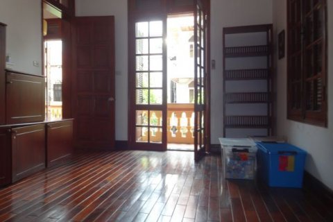 4 bedrooms House in Tay Ho, Ha Noi, No. 5036 21