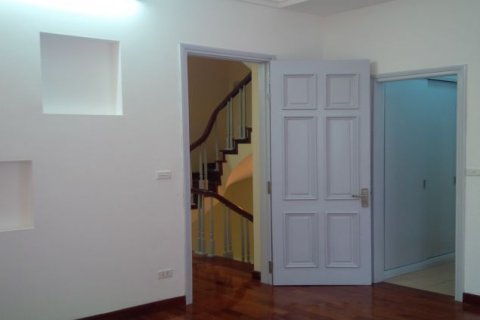 Дом с 4 спальнями в Тэйхо, Ханой , № 5037 13