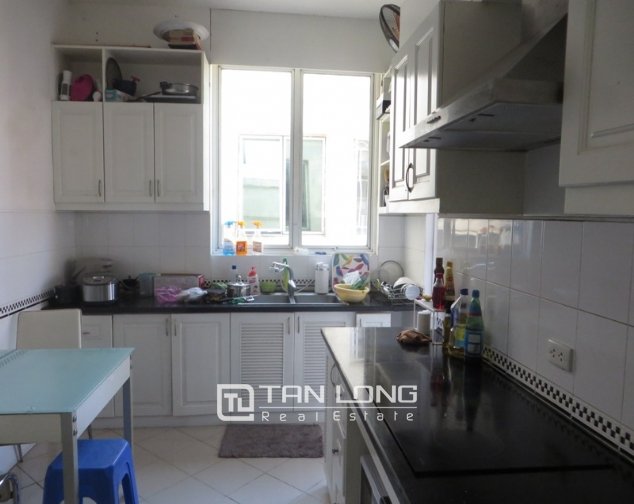 200m2 Apartment in Tay Ho, Ha Noi, Vietnam No. 1864