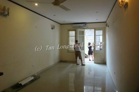3 bedrooms House in Tay Ho, Ha Noi,  No. 5938 5