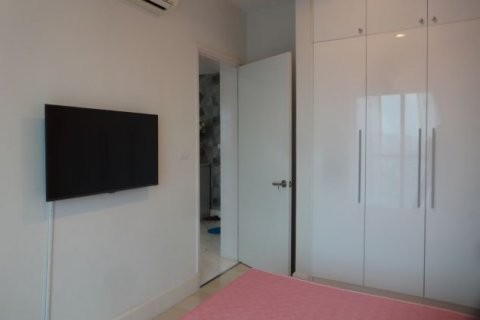3 bedrooms Apartment in Tay Ho, Ha Noi,  No. 5858 9