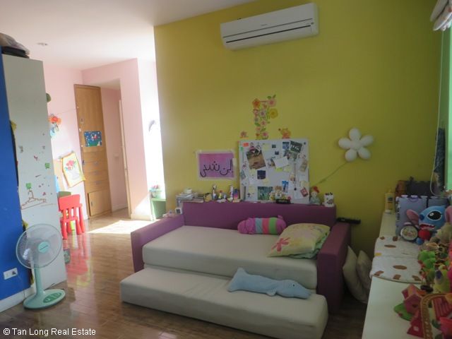 4 bedrooms Apartment in Tay Ho, Ha Noi, Vietnam No. 1891