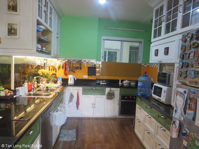 4 bedrooms Apartment in Tay Ho, Ha Noi, Vietnam No. 1891