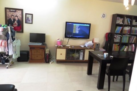 3 bedrooms Apartment in Tay Ho, Ha Noi, No. 1896 2