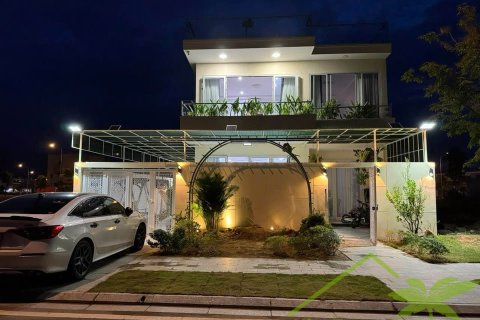 5 bedrooms Villa in Nha Trang, No. 27875