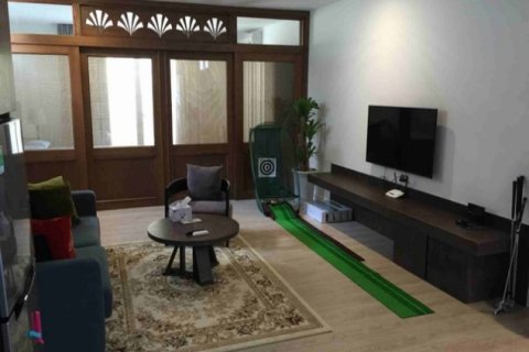 1 bedroom Apartment in Hai Ba Trung, Ha Noi,  No. 4145 2