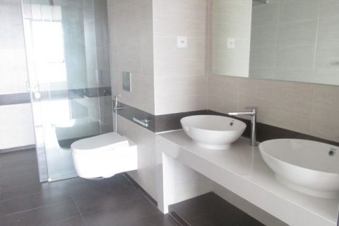 4 bedrooms Apartment in Cau Giay, Ha Noi, No. 5654 9