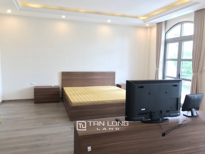 5 bedrooms Villa in Long Bien, Ha Noi, Vietnam No. 2447