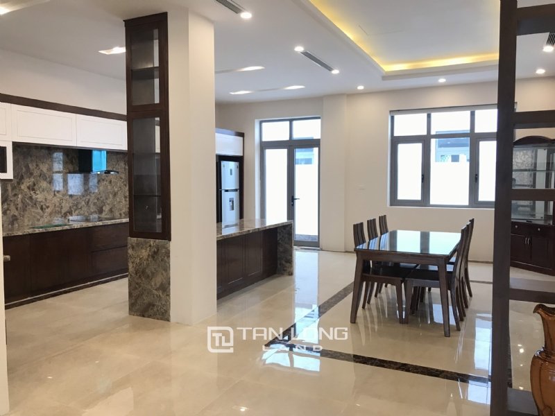 5 bedrooms Villa in Long Bien, Ha Noi, Vietnam No. 2447