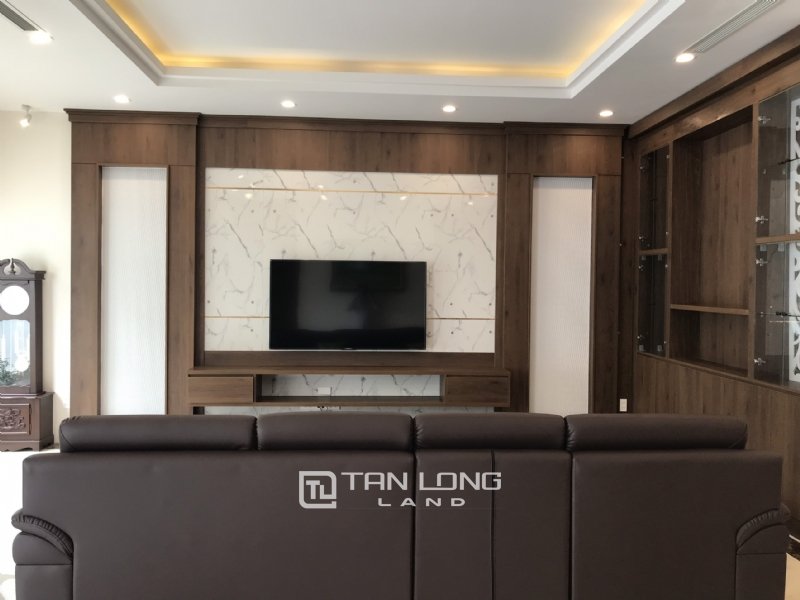 5 bedrooms Villa in Long Bien, Ha Noi, Vietnam No. 2447