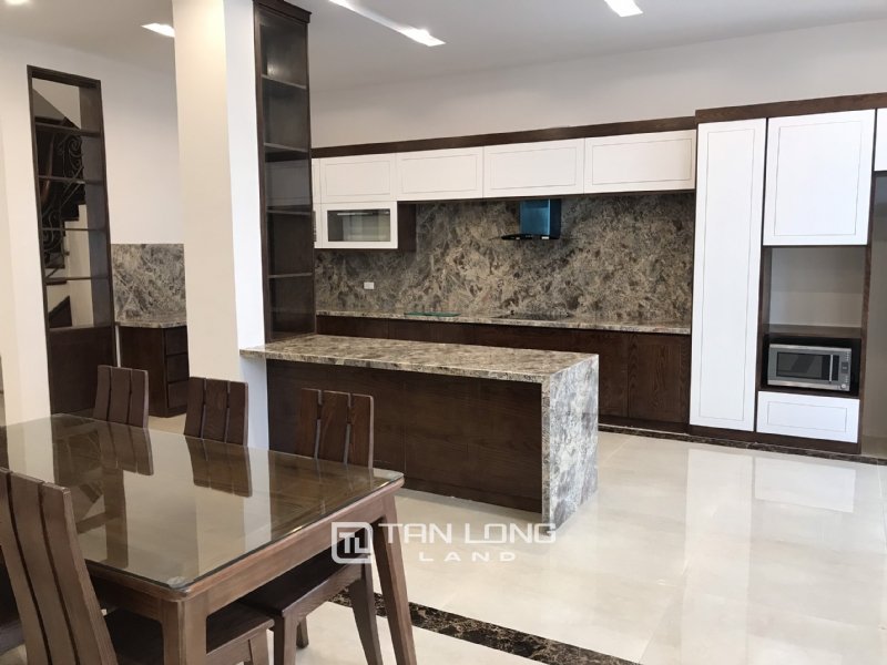 5 bedrooms Villa in Long Bien, Ha Noi, Vietnam No. 2447
