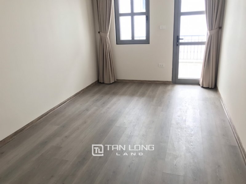 5 bedrooms Villa in Long Bien, Ha Noi, Vietnam No. 2447