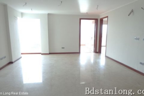 Квартира с 3 спальнями в Тэйхо, Ханой , № 8603 2
